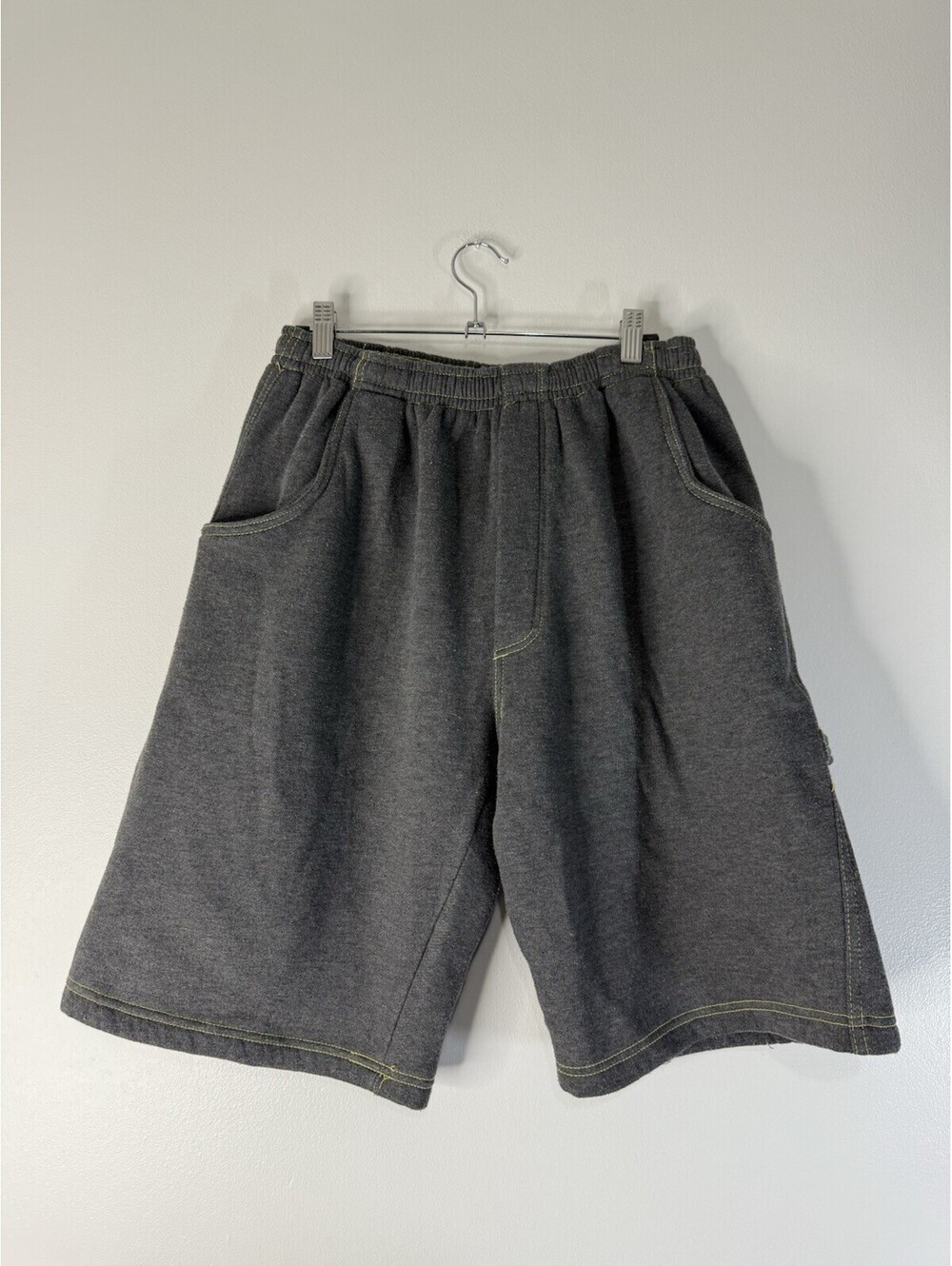 Y2K Vibes Sweatshorts Men's Size M Gray